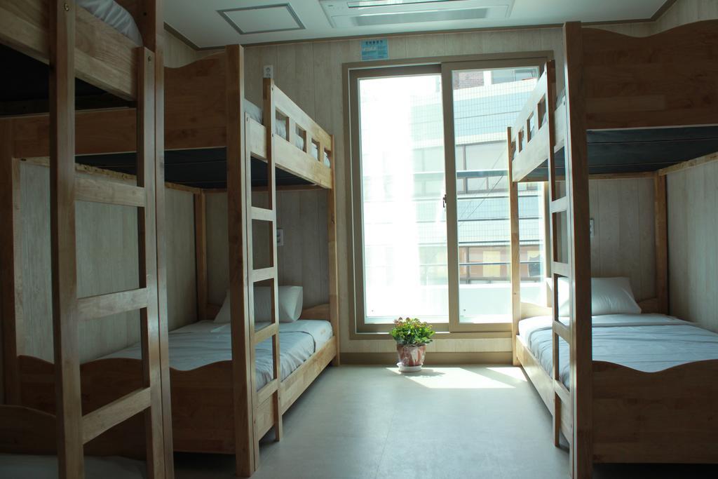 One Percent Hostel Jeonju Exterior foto